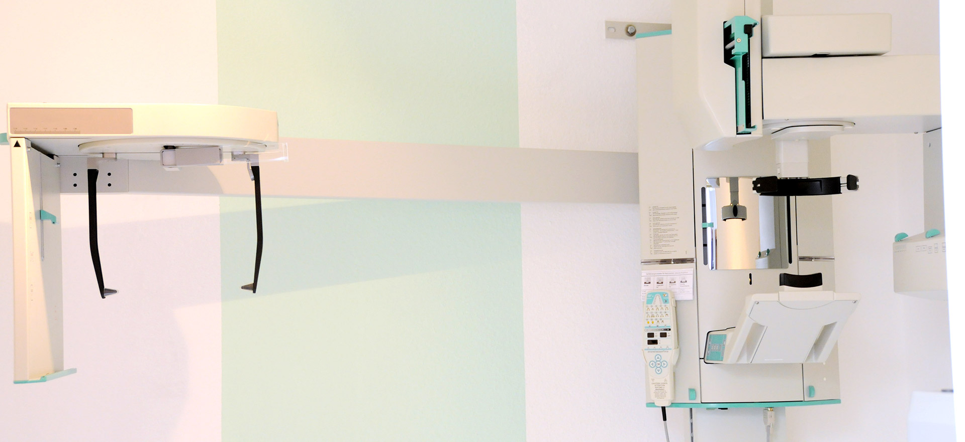 Zahnarzt, Kieferorthopädie Großefehn, Dres. Poppe, Zahnärztliche Gemeinschaftspraxis